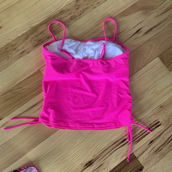 Tankini - Picture 2 of 5